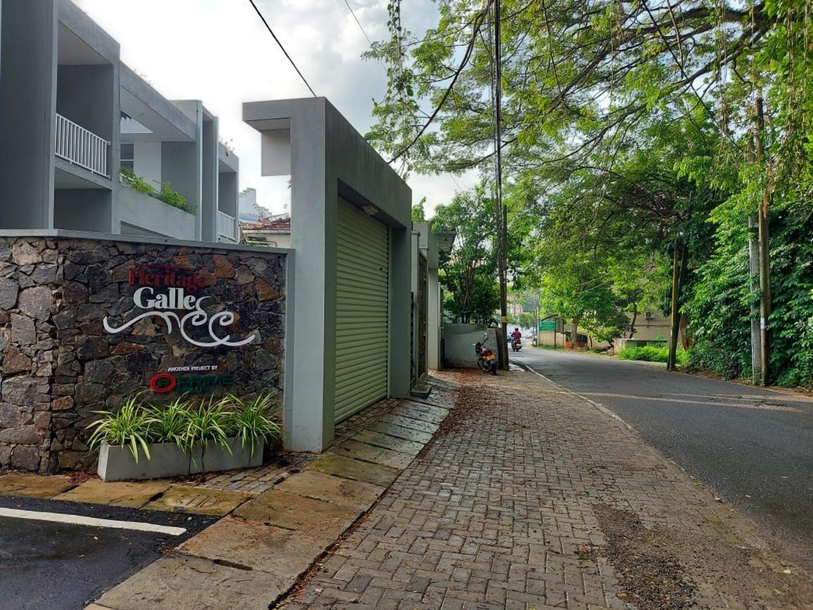 Oesis - Stylish Villa Steps From Historic Galle Fort Exterior photo